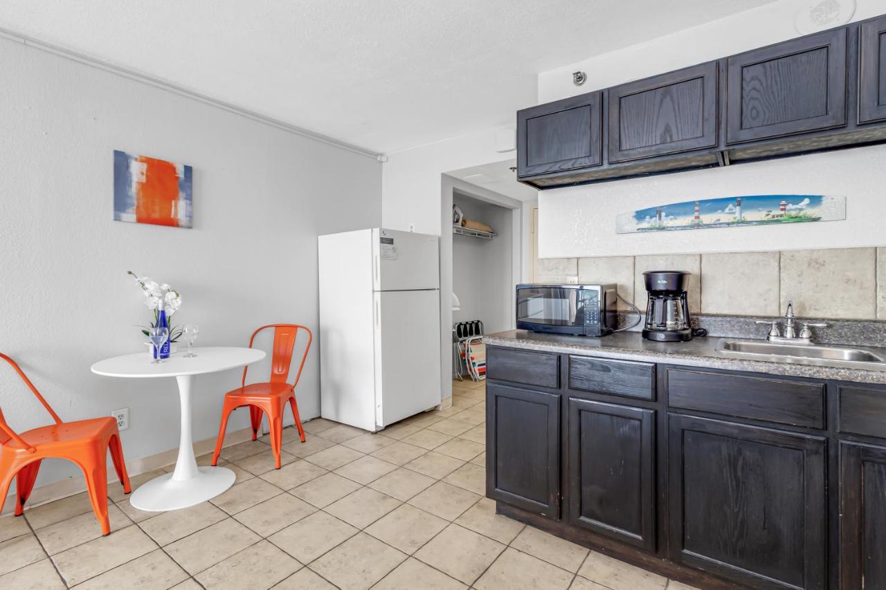 Beachfront Romantic Studio Escape W Perfect View 1212 Myrtle Beach Exterior foto